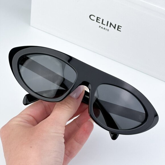 Celine CL40261I 01A BRAND NEW Sunglasses Black Dark Grey Wraparound Unisex - Picture 2 of 10